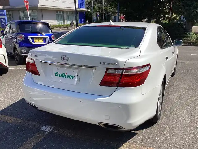 レクサス ＬＳ 460 神奈川県 2007(平19)年 7.8万km ホワイトパールクリスタルシャイン ワンオーナー/純正HDDナビ/バックモニター/HIDヘッドランプ/インテリジェントAFS/プレミアムサウンドシステム/パワーシート/スマートキー