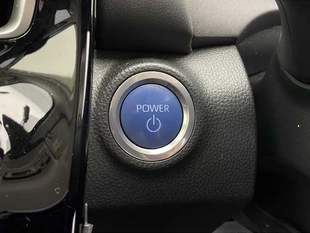 トヨタ アクア G 長野県 2022(令4)年 1.9万km プラチナホワイトパールマイカ 4WD/純正メモリナビ/Bluetooth／フルセグTV/前後ドラレコ/バックカメラ/ETC/衝突被害軽減システム/横滑り防止装置/レーントレーシングアシスト/クリアランスソナー/パーキングサポートブレーキ/ロードサインアシスト/ステアリングスイッチ/ドアバイザー/フロアマット/コーナーセンサー/プッシュスタート/スペアキー1本/LEDヘッドライト