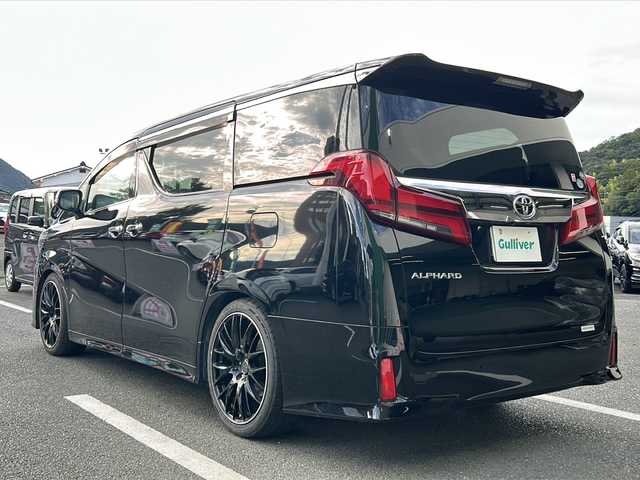 トヨタ アルファード S 京都府 2019(令1)年 3.7万km ブラック 純正ナビ/両側電動ドア/衝突軽減装置/後席モニター/バックカメラ/禁煙車/ＬＥＤヘッドライト/レーダークルーズ/スマートキー/ドライブレコーダー/電動格納ミラー/ＥＴＣ/プッシュスタート/ワンオーナー