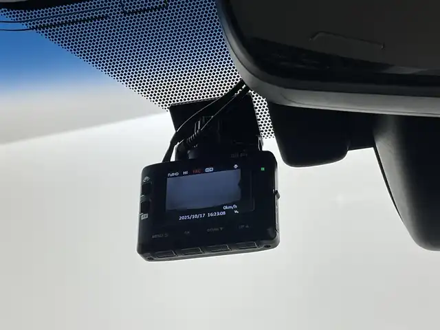 トヨタ ランドクルーザー プラド TX Lパッケージ 埼玉県 2024(令6)年 3.8万km ホワイトパールクリスタルシャイン ＴＲＤエアロ　サンルーフ　純正ディスプレイオーディオ　パノラミックビューモニター　ＢＳＭ　黒レザー　ビルトインＥＴＣ２．０　前後ドライブレコーダー　レーダークルーズ　オートハイビーム　ＬＥＤライト