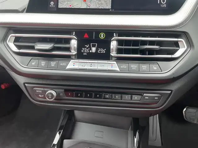 ＢＭＷ ＢＭＷ １１８ｄ Mスポーツ EDジョイ+ 静岡県 2021(令3)年 2.3万km サファイアブラックP ワンオーナー/ハイライン・パッケージ/コンフォート・パッケージ/IDriveナビゲーション・パッケージ/ACC/LKA/PDC/メモリー付きパワーシート/シートヒーター/純正ナビ/AppleCarPlay/パーキングアシスト/電動テールゲート