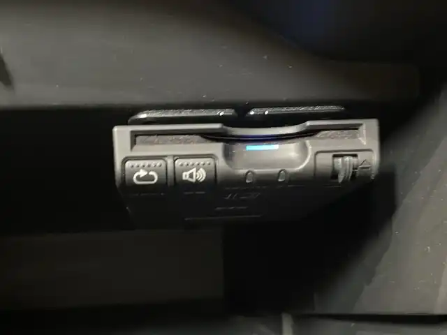 日産 ノート e－パワー ニスモ 栃木県 2018(平30)年 5.9万km ブリリアントホワイトパール メモリーナビ/（CD/Bluetooth/フルセグTV）/バックカメラ/衝突軽減ブレーキ/ETC/オートライト/LEDヘッドライト/横滑り防止装置/フォグランプ/スマートキー/プッシュスタート/ステアリングスイッチ/電動格納ミラー/純正アルミ/純正フロアマット