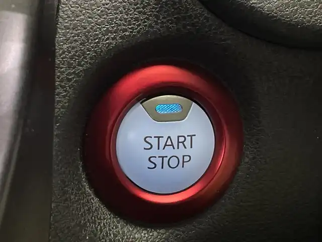 日産 ノート e－パワー ニスモ 栃木県 2018(平30)年 5.9万km ブリリアントホワイトパール メモリーナビ/（CD/Bluetooth/フルセグTV）/バックカメラ/衝突軽減ブレーキ/ETC/オートライト/LEDヘッドライト/横滑り防止装置/フォグランプ/スマートキー/プッシュスタート/ステアリングスイッチ/電動格納ミラー/純正アルミ/純正フロアマット