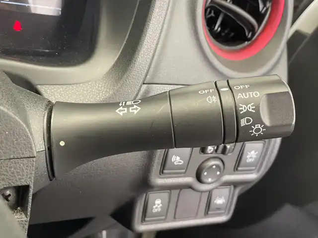 日産 ノート e－パワー ニスモ 栃木県 2018(平30)年 5.9万km ブリリアントホワイトパール メモリーナビ/（CD/Bluetooth/フルセグTV）/バックカメラ/衝突軽減ブレーキ/ETC/オートライト/LEDヘッドライト/横滑り防止装置/フォグランプ/スマートキー/プッシュスタート/ステアリングスイッチ/電動格納ミラー/純正アルミ/純正フロアマット