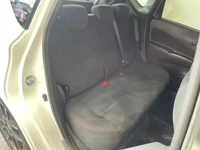 日産 ノート e－パワー ニスモ 栃木県 2018(平30)年 5.9万km ブリリアントホワイトパール メモリーナビ/（CD/Bluetooth/フルセグTV）/バックカメラ/衝突軽減ブレーキ/ETC/オートライト/LEDヘッドライト/横滑り防止装置/フォグランプ/スマートキー/プッシュスタート/ステアリングスイッチ/電動格納ミラー/純正アルミ/純正フロアマット