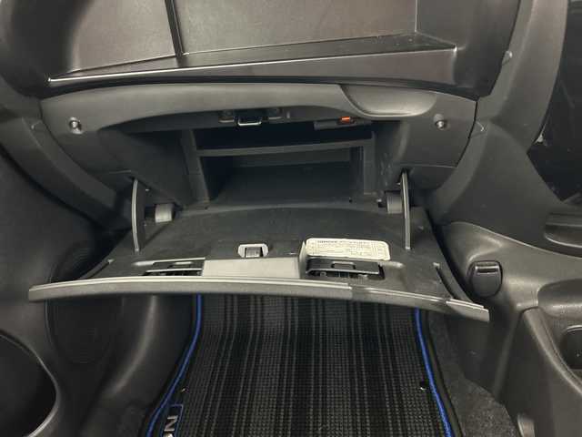 日産 ノート e－パワー X 三重県 2018(平30)年 3.7万km ブリリアントホワイトパール /禁煙車//純正ナビ//エマージェンシーブレーキ　//レーンキープアシスト　//アラウンドビューモニター　//インテリジェントスマートルームミラー　//前後コーナーセンサー　//ＬＥＤ　//ＥＴＣ　//ＤＶＤ再生　//Ｂｌｕｅｔｏｏｔｈ