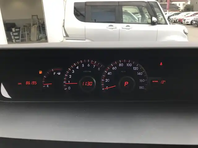 トヨタ ヴォクシー ZS 煌 富山県 2011(平23)年 8.7万km ブラック ローダウン/フリップダウンモニター/純正ナビ/フルセグTV/Bluetooth/バックカメラ/両側パワースライドドア/スマートキー/プッシュスタート/スペアキー１本/黒革調シートカバー/LEDヘッドライト/オートライト/ETC