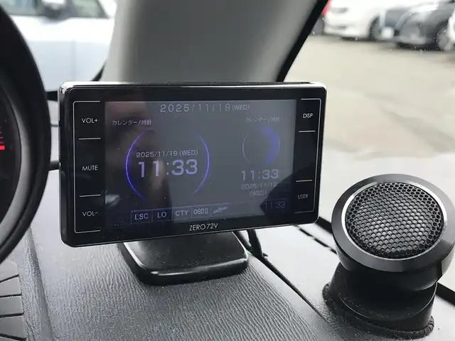 トヨタ ヴォクシー ZS 煌 富山県 2011(平23)年 8.7万km ブラック ローダウン/フリップダウンモニター/純正ナビ/フルセグTV/Bluetooth/バックカメラ/両側パワースライドドア/スマートキー/プッシュスタート/スペアキー１本/黒革調シートカバー/LEDヘッドライト/オートライト/ETC