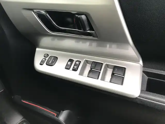 トヨタ ヴォクシー ZS 煌 富山県 2011(平23)年 8.7万km ブラック ローダウン/フリップダウンモニター/純正ナビ/フルセグTV/Bluetooth/バックカメラ/両側パワースライドドア/スマートキー/プッシュスタート/スペアキー１本/黒革調シートカバー/LEDヘッドライト/オートライト/ETC