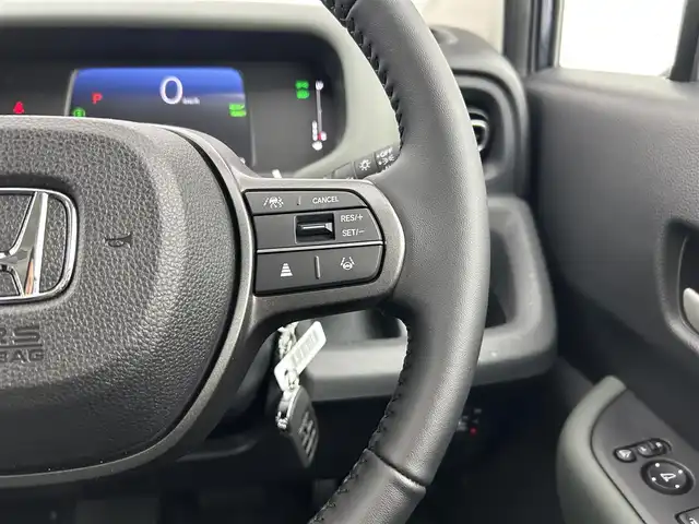 ホンダ フリード ハイブリット e:HEV クロスター 千葉県 2025(令7)年 0.1千km メテオロイドグレーメタリック 登録済未使用車/登録時走行距離：4km/純正９型ナビ/AM＆FM＆Bluetooth＆フルセグTV＆AppleCarPlay/ホンダセンシング/衝突軽減ブレーキ/両側電動スライドドア　/レーダークルーズコントロール　/後席クーラー　/ブラインドスポットモニター　/ハーフレザーシート/シートヒーター/ルーフレール/LEDヘッドライト/フォグランプ/電動格納サイドミラー/電動パーキングブレーキ/USBポート/12Vシガーソケット/ステアリングスイッチ/バックカメラ/アイドリングストップ/ウィンカーミラー/プッシュスタート