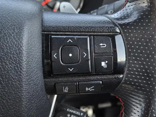 トヨタ ハイラックス Z GRスポーツ 鹿児島県 2023(令5)年 4.3万km スーパーホワイトⅡ レーダークルーズコントロール　/ＥＴＣ　/アラウンドビューモニター　/ＧＲ専用ハーフレザーシート　/前後コーナーセンサー　/純正ディスプレイオーディオ　/Ｂｌｕｅｔｏｏｔｈオーディオ　/Ｄ席パワーシート/横滑り防止機能/レーンキープアシスト/プッシュスタート/スマートキー/純正アルミホイール(18インチ)