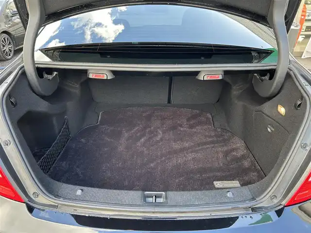 メルセデス・ベンツ Ｃ２００ コンプレッサー AVGスポーツLTD 福岡県 2009(平21)年 9.2万km オブシディアンブラック 純正HDDナビ/　(AM/FM/CD/DVD)/バックカメラ/クルーズコントロール/横滑り防止/ドライブモードスイッチ/純正17インチアルミホイール/ETC/黒レザーシート/革巻きステアリング/パドルシフト/パワーシート(D)/シートヒーター(D/N)/純正フロアマット/純正ラゲッジマット/スペアキー×1/スペアタイヤ/保証書/取扱説明書