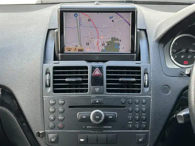 メルセデス・ベンツ Ｃ２００ コンプレッサー AVGスポーツLTD 福岡県 2009(平21)年 9.2万km オブシディアンブラック 純正HDDナビ/　(AM/FM/CD/DVD)/バックカメラ/クルーズコントロール/横滑り防止/ドライブモードスイッチ/純正17インチアルミホイール/ETC/黒レザーシート/革巻きステアリング/パドルシフト/パワーシート(D)/シートヒーター(D/N)/純正フロアマット/純正ラゲッジマット/スペアキー×1/スペアタイヤ/保証書/取扱説明書