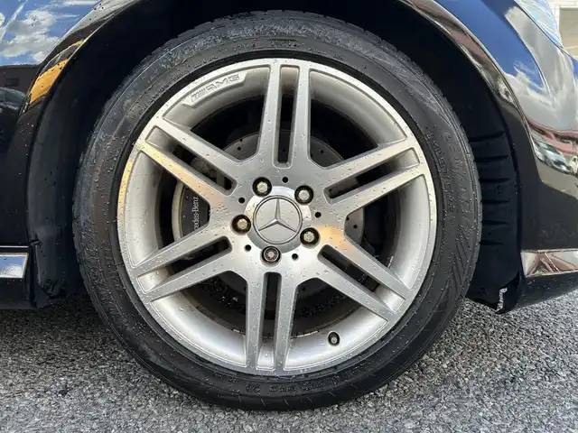 メルセデス・ベンツ Ｃ２００ コンプレッサー AVGスポーツLTD 福岡県 2009(平21)年 9.2万km オブシディアンブラック 純正HDDナビ/　(AM/FM/CD/DVD)/バックカメラ/クルーズコントロール/横滑り防止/ドライブモードスイッチ/純正17インチアルミホイール/ETC/黒レザーシート/革巻きステアリング/パドルシフト/パワーシート(D)/シートヒーター(D/N)/純正フロアマット/純正ラゲッジマット/スペアキー×1/スペアタイヤ/保証書/取扱説明書