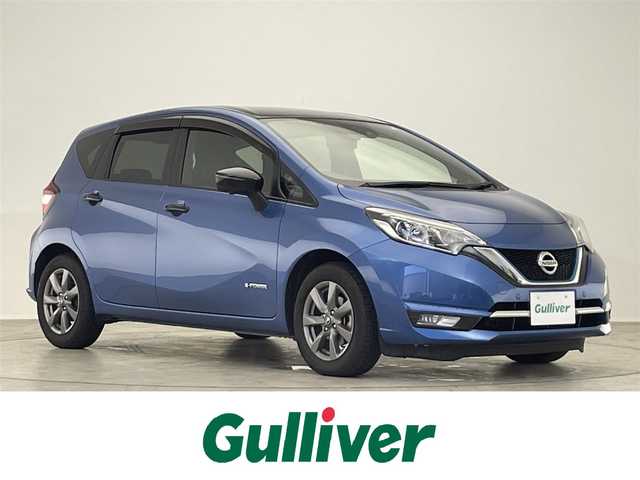 日産 ノート e－パワー メダリスト Bアロー 滋賀県 2018(平30)年 6.5万km シャイニングブルー/スーパーブラック 2トーン 禁煙車/純正ナビ/アラウンドビューモニター/ETC/ハーフレザーシート/エマージェンシーブレーキサポート/インテリジェントクルーズコントロール/車線逸脱警報/デジタルインナーミラー/前後ソナー/前方ドラレコ/LEDヘッドライト/オートライト/フォグランプ/プッシュスタート/スマートキー/ドアバイザー/純正フロアマット/電格ミラー