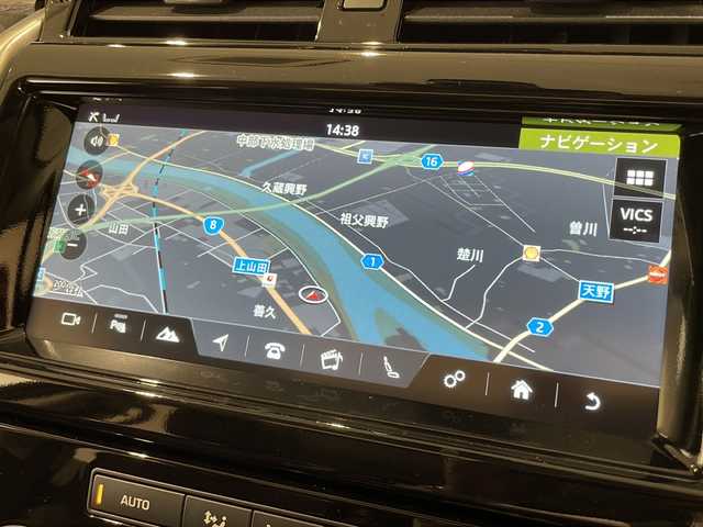 ランドローバー ランドローバー ディスカバリー ファーストED 新潟県 2017(平29)年 2.7万km ユーロンホワイト ４WD/メリディアンサラウンドシステム/電動パノラミックサンルーフ/ユーロンホワイト/５＋２シートコールドクライメイトパック/・ヒーテッドフロントスクリーン/・ヒーテッドウォッシャー/・ステアリングヒーター/・シートヒーター（全席）/リモートインテリジェントシートフォールドパック/・インテリジェントシートフォールド/・２列目マニュアルスライド/電動リクライニング/・電動３列目シート/シートパック３/・12ウェイ運転席/10ウェイ助手席シート/・グレインレザーシート/・運転席シートメモリー付/シートヒーター＆クーラー（フロント＆2列目）及びシートヒーター（3列目）/４ゾーンエアコン/センターコンソールクーラーボックス/１２．３インチインタラクティブドライバーディスプレイ/・ナビゲーション/・Bluetooth/CD/DVD/・USB充電ポート×２/ルーフレールブラック