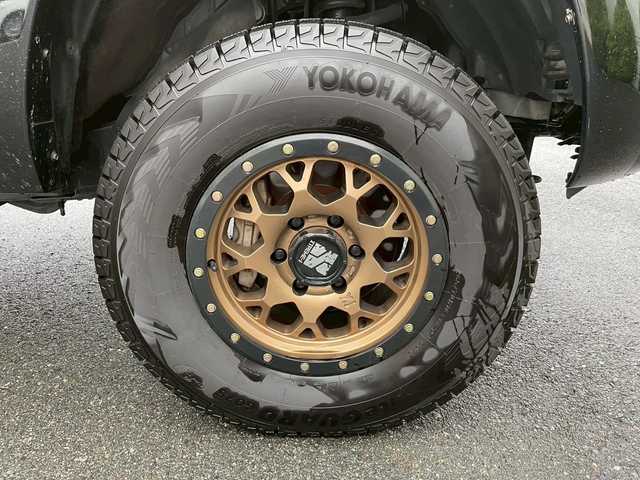 トヨタ ハイラックス サーフ SSR－X 岩手県 2004(平16)年 16.1万km 黒
