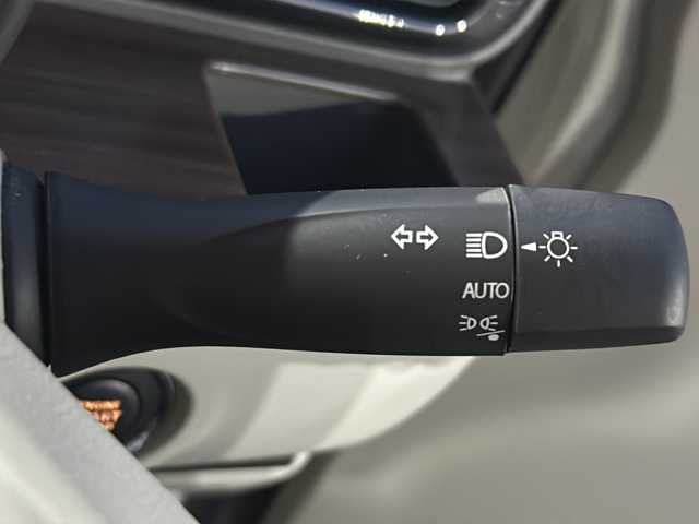 スズキ ラパン ＬＣ X 福島県 2022(令4)年 2万km フォーンベージュメタリック/アーバンブラウン 2トーン 純正ディスプレイオーディオ　バックカメラ　前席シートヒーター　デュアルカメラブレーキサポート　レーンキープアシストアイドリングストップ　オートエアコン　ハーフレザーシート　ステアリングリモコン