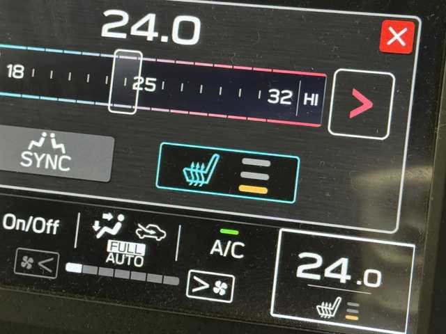 スバル レヴォーグ 1．8GT 三重県 2023(令5)年 3.7万km クリスタルブラックシリカ ガソリン・ターボ/AWD/MTモード付フロアCVT/純正 9インチナビ CN-FX910D/（FM/AM/CD/DVD/Blu-ray/TV/USB/iPod/SD/MEMORY MUSIC/HDMI/Bluetooth/CarPlay/AndroidAuto）/リヤビューモニター＆フロント・サイドビューカメラ（助手席側）/ETC/アイサイトX/アイサイト コアテクノロジー/・プリクラッシュブレーキ（前方・前側方）/・後退時ブレーキアシスト（後方パーキングセンサー）/・AT誤発進・誤後進抑制制御/・ツーリングアシスト/・全車速追従機能付定速クルーズコントロール/・スバルリヤビークルディテクション（SRVD：後側方警戒支援システム）/・車線逸脱抑制・警報・ふらつき警報/・先行車発進お知らせ機能/・青信号お知らせ機能/・アイサイトアシストモニター/装備/・シートヒーター（D/N）/・運転席パワーシート（10way）/・左右独立オートエアコン/・オートライト/・ステアリング連動ヘッドライト（SRH）/・LED ヘッドライト＆前後フォグライト/・ハイビームアシスト/・オートワイパー/・電子パーキングブレーキ＆ビークルホールド/・パドルシフト/・純正17inAW/・スマートキーx2/など