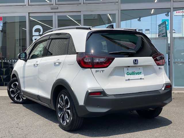 ホンダ フィット e:HEVクロスター 青森県 2020(令2)年 7.2万km プラチナホワイトパール 純正ナビフルセグ/（VXM-205VFEI）/バックカメラ/ＬＥＤヘッドライト/寒冷地仕様/スマートキー/スペアキー/ETC/Ｈｏｎｄａ　ＳＥＮＳＩＮＧ/サイドエアバック/カーテンエアバック/純正１６ＡＷ夏/純正１５冬タイヤ積み込み/ルーフレール/カーテンエアバック/サイドエアバック