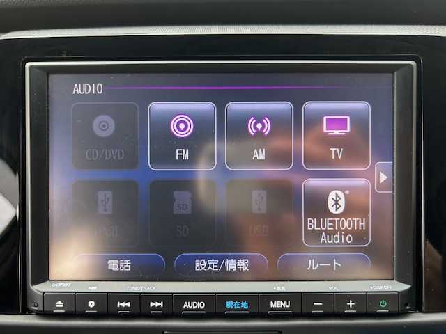 ホンダ フィット e:HEVクロスター 青森県 2020(令2)年 7.2万km プラチナホワイトパール 純正ナビフルセグ/（VXM-205VFEI）/バックカメラ/ＬＥＤヘッドライト/寒冷地仕様/スマートキー/スペアキー/ETC/Ｈｏｎｄａ　ＳＥＮＳＩＮＧ/サイドエアバック/カーテンエアバック/純正１６ＡＷ夏/純正１５冬タイヤ積み込み/ルーフレール/カーテンエアバック/サイドエアバック