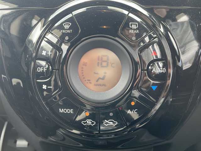 日産 ノート e－パワー X FOUR 岩手県 2019(平31)年 12.8万km ブリリアントホワイトパール 純正SDナビ/AM/FM/CD/DVD/Bluetooth/フルセグTV/純正オーディオ/バックカメラ/ETC/衝突被害軽減ブレーキ/レーンキープアシスト/横滑り防止装置/オートライト/LEDヘッドライト/スマートキー/プッシュスタート/電動格納ミラー/社外14インチAW/純正フロアマット/純正ドアバイザー/デジタルインナーミラー/保証書/取扱説明書