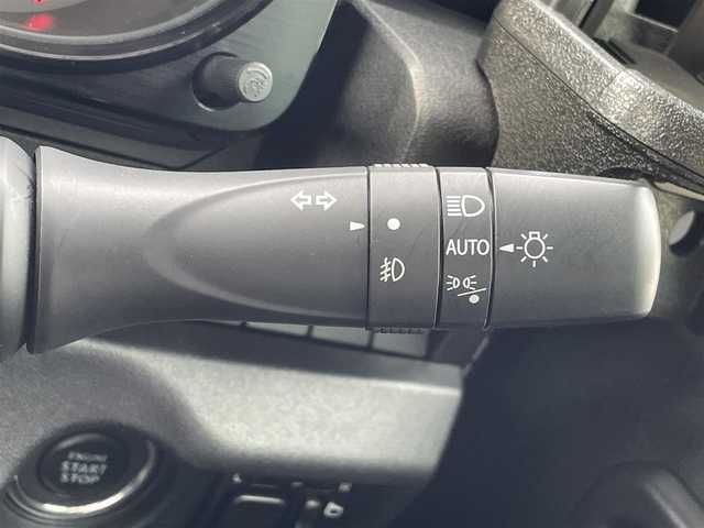 スズキ ジムニー XL 島根県 2022(令4)年 4.1万km シフォンアイボリーM 4WD/衝突軽減ブレーキ/レーンキープアシスト/純正ディスプレイオーディオ/(AM/FM/CD/USB/Bluetooth)/バックカメラ/ドライブレコーダー/ビルトインETC/D/N席シートヒーター/スマートキー/スペアキー×1/フォグランプ/オートライト/取扱説明書/保証書