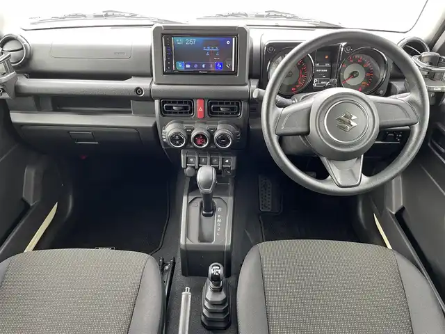 スズキ ジムニー XL 島根県 2022(令4)年 4.1万km シフォンアイボリーM 4WD/衝突軽減ブレーキ/レーンキープアシスト/純正ディスプレイオーディオ/(AM/FM/CD/USB/Bluetooth)/バックカメラ/ドライブレコーダー/ビルトインETC/D/N席シートヒーター/スマートキー/スペアキー×1/フォグランプ/オートライト/取扱説明書/保証書