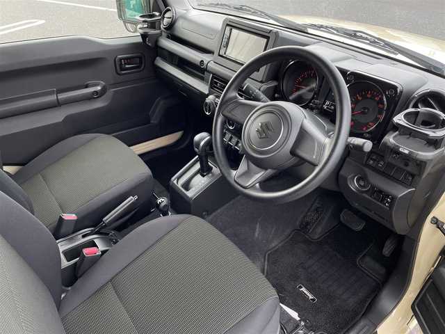 スズキ ジムニー XL 島根県 2022(令4)年 4.1万km シフォンアイボリーM 4WD/衝突軽減ブレーキ/レーンキープアシスト/純正ディスプレイオーディオ/(AM/FM/CD/USB/Bluetooth)/バックカメラ/ドライブレコーダー/ビルトインETC/D/N席シートヒーター/スマートキー/スペアキー×1/フォグランプ/オートライト/取扱説明書/保証書