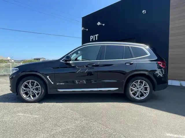 ＢＭＷ Ｘ３ xDrive20d Xライン 宮崎県 2019(平31)年 3.7万km 黒 ワイヤレス充電/全方位カメラ/バックカメラ/純正HDDナビ/・CD/・DVD/・Bluetooth /・フルセグ/・AM/・FM/・USB/ETC/社外前後ドライブレコーダー/革巻きステアリング/ステアリングリモコン/クルーズコントロール/全席シートヒーター/前席パワーシート/運転席シートメモリ/パワーバックドア/アイドリングストップ/純正LEDヘッドライト/オートライト/SOSボタン/電動格納ミラー/社外フロアマット
