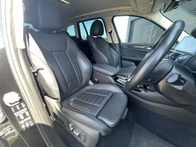 ＢＭＷ Ｘ３ xDrive20d Xライン 宮崎県 2019(平31)年 3.7万km 黒 ワイヤレス充電/全方位カメラ/バックカメラ/純正HDDナビ/・CD/・DVD/・Bluetooth /・フルセグ/・AM/・FM/・USB/ETC/社外前後ドライブレコーダー/革巻きステアリング/ステアリングリモコン/クルーズコントロール/全席シートヒーター/前席パワーシート/運転席シートメモリ/パワーバックドア/アイドリングストップ/純正LEDヘッドライト/オートライト/SOSボタン/電動格納ミラー/社外フロアマット