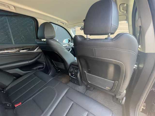 ＢＭＷ Ｘ３ xDrive20d Xライン 宮崎県 2019(平31)年 3.7万km 黒 ワイヤレス充電/全方位カメラ/バックカメラ/純正HDDナビ/・CD/・DVD/・Bluetooth /・フルセグ/・AM/・FM/・USB/ETC/社外前後ドライブレコーダー/革巻きステアリング/ステアリングリモコン/クルーズコントロール/全席シートヒーター/前席パワーシート/運転席シートメモリ/パワーバックドア/アイドリングストップ/純正LEDヘッドライト/オートライト/SOSボタン/電動格納ミラー/社外フロアマット