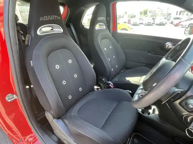 アバルト ５９５ 栃木県 2019(令1)年 5.3万km 赤 ナビ　MDV-S707/フルセグTV/バックカメラ/ETC/キセノンライト /ドライブレコーダー