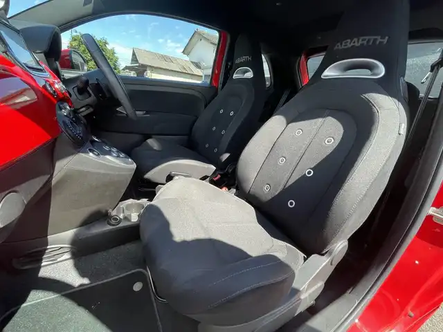 アバルト ５９５ 栃木県 2019(令1)年 5.3万km 赤 ナビ　MDV-S707/フルセグTV/バックカメラ/ETC/キセノンライト /ドライブレコーダー