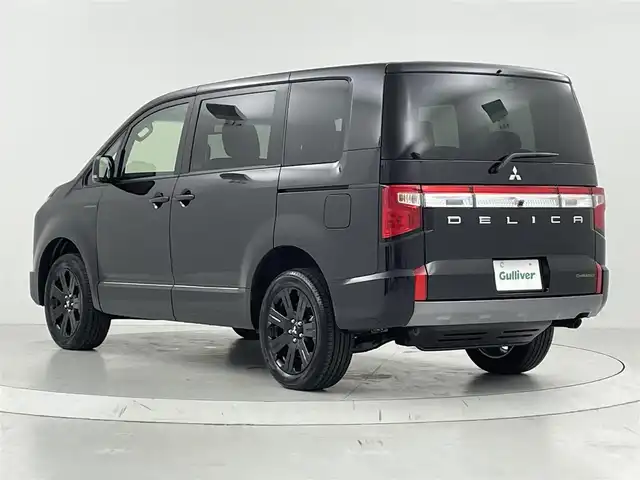 三菱 デリカＤ：５ シャモニー 大阪府 2025(令7)年 0.1千km ブラックダイヤモンド e-Assist/　・衝突被害軽減ブレーキシステム　FCM/　・前進時/後退時誤発進抑制機能/　・車線逸脱警報システム　LEW/　・レーダークルーズコントロールシステム　ACC/　・オートマチックハイビーム　AHB/　・後側方車両検知警報システム　BSW/バックカメラ/パワーバックドア/LEDオートライト/フォグランプ/オートマチックハイビーム　AHB/前席シートヒーター/ブラインドスポットモニター/ステアリングヒーター/スマートキー/純正18インチアルミホイール