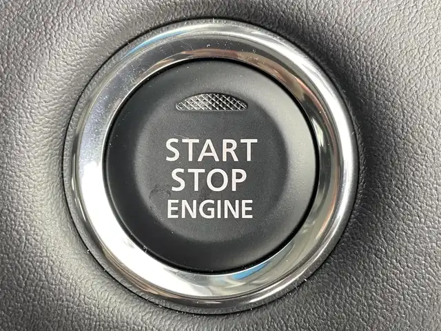 三菱 デリカＤ：５ シャモニー 大阪府 2025(令7)年 0.1千km ブラックダイヤモンド e-Assist/　・衝突被害軽減ブレーキシステム　FCM/　・前進時/後退時誤発進抑制機能/　・車線逸脱警報システム　LEW/　・レーダークルーズコントロールシステム　ACC/　・オートマチックハイビーム　AHB/　・後側方車両検知警報システム　BSW/バックカメラ/パワーバックドア/LEDオートライト/フォグランプ/オートマチックハイビーム　AHB/前席シートヒーター/ブラインドスポットモニター/ステアリングヒーター/スマートキー/純正18インチアルミホイール