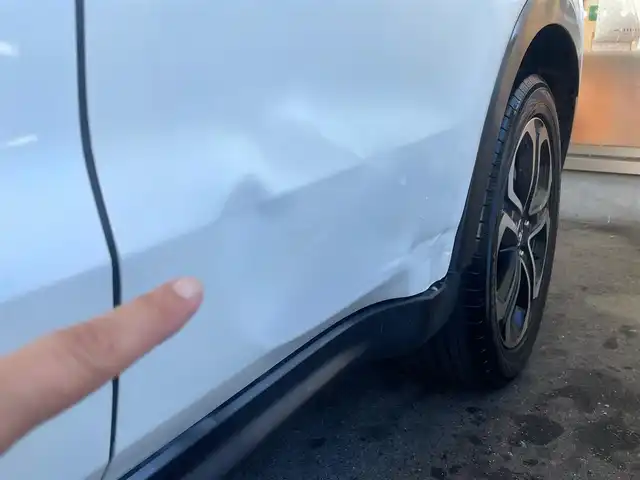 ホンダ ヴェゼル S 愛知県 2015(平27)年 5万km ホワイトオーキッドパール /当店買取/禁煙/1オーナー//純正ナビVXM-152VFi//フルセグTV/CD/DVD/SD/USB/Bluetooth//CTBA/LEDヘッド/Aライト//パドルシフト//あんしんパッケージ/ナビ装着SPパッケージ/コンフォートビューパッケージ//スタイリッシュパッケージ//ハーフレザー/シートヒーター//ISOFIX/純正Fマット//Aストップ/革巻きステアリング/クルコン//ブレーキホールド//保証書/取説/スペアキー