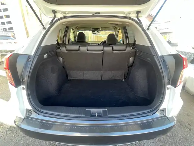 ホンダ ヴェゼル S 愛知県 2015(平27)年 5万km ホワイトオーキッドパール /当店買取/禁煙/1オーナー//純正ナビVXM-152VFi//フルセグTV/CD/DVD/SD/USB/Bluetooth//CTBA/LEDヘッド/Aライト//パドルシフト//あんしんパッケージ/ナビ装着SPパッケージ/コンフォートビューパッケージ//スタイリッシュパッケージ//ハーフレザー/シートヒーター//ISOFIX/純正Fマット//Aストップ/革巻きステアリング/クルコン//ブレーキホールド//保証書/取説/スペアキー