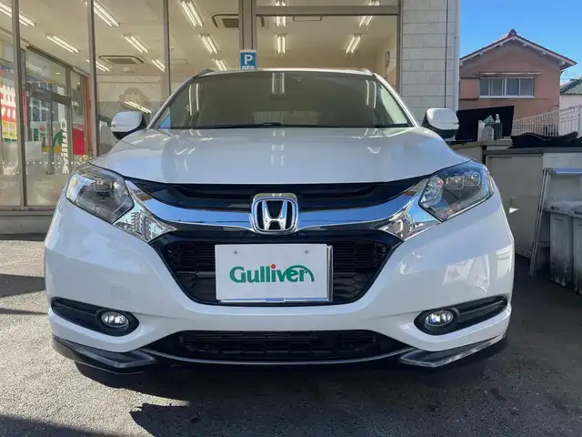 ホンダ ヴェゼル S 愛知県 2015(平27)年 5万km ホワイトオーキッドパール /当店買取/禁煙/1オーナー//純正ナビVXM-152VFi//フルセグTV/CD/DVD/SD/USB/Bluetooth//CTBA/LEDヘッド/Aライト//パドルシフト//あんしんパッケージ/ナビ装着SPパッケージ/コンフォートビューパッケージ//スタイリッシュパッケージ//ハーフレザー/シートヒーター//ISOFIX/純正Fマット//Aストップ/革巻きステアリング/クルコン//ブレーキホールド//保証書/取説/スペアキー