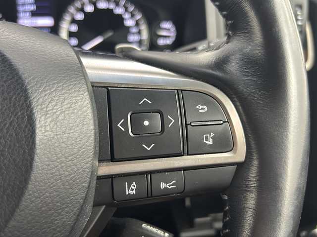 レクサス ＬＸ 570 兵庫県 2016(平28)年 5.6万km ホワイトパールクリスタルシャイン ・TRDフロントスポイラー/・TRDグリル/・モデリスタリアエアロ/・サンルーフ/・寒冷地仕様/・マークレビンソンオーディオ/・リアエンターテイメント/・純正ナビ&TV&BT&DVD&CD&USB&SD&AUX/・全方位カメラ/・レクサスセーフティー/・PCS/・LDA/・RCTA/・ロールセンシングカーテンエアバッグ【RSCA】/・コーナーセンサー/・レーダークルーズコントロール/・オートマチックハイビーム/・HUD/・BSM/・パワーバックドア/・茶レザーシート/・前後席シートヒーター/・前席シートエアコン/・ステアリングヒーター/・ドアミラーヒーター/・ビルトインETC2.0/・社外前後ドライブレコーダー/・純正エンジンスターター/・CooLBox/・ウッドコンビステアリング/・LEDフォグランプ/・リアフォグランプ/・3眼LEDヘッドライト/・シーケンシャルウィンカー/・社外オーバーフェンダー/・WALDジャレット24インチアルミ/・ハイコントロール/・クロールコントロール[CRAWL]/・マルチテレインセレクト[MTS]/・フロアマット/・ルーフレール