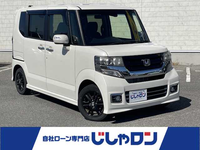 ホンダ Ｎ ＢＯＸ カスタム SSブラックSパッケージ 佐賀県 2016(平28)年 8.2万km プレミアムホワイトパールⅡ こちらは現金またはオートローンご利用時の価格です/社ローンご希望の方は別途その旨お申付け下さい/禁煙車　/純正ナビ/ＴＶ/ＢＴオーディオ/ＣＤ　/バックカメラ　/ＥＴＣ　/両側電動ドア　/リアシートスライド式　/オートリトラミラー