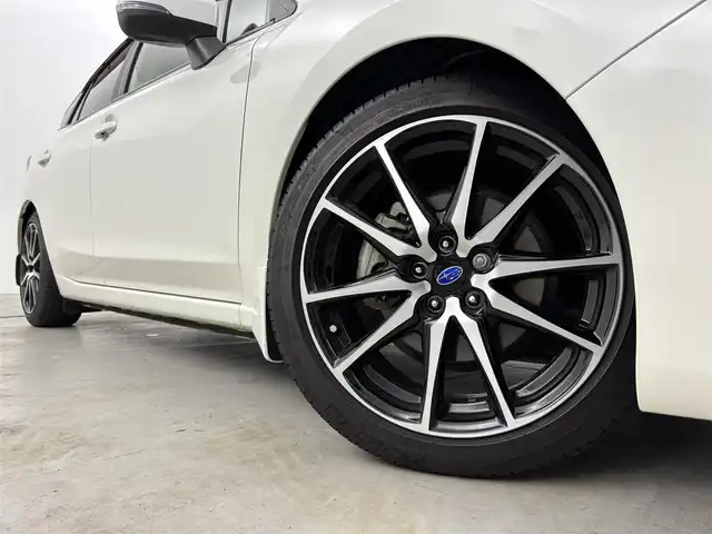 スバル インプレッサ スポーツ 2．0i－L アイサイト 福岡県 2019(令1)年 3.8万km クリスタルホワイトP 純正ナビ／フルセグＴＶ　/バックカメラ　/ＤＩＡＴＯＮＥサウンド　/レーダー探知機　/ＥＴＣ　/ドラレコ　/レーダークルコン　/コーナーセンサー　/パドルシフト　/アイサイト　/衝突軽減ブレーキ　/レーンキープ　/ＢＳＭ　/純正１７インチＡＷ
