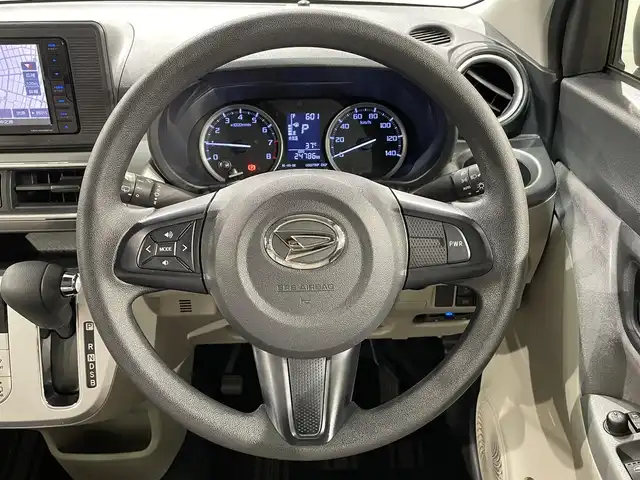 ダイハツ キャスト スタイル X リミテッド SAⅢ 愛知県 2019(平31)年 2.5万km ダークエメラルドマイカ ケンウッドＳＤナビ（MDV-D405BTW)/（Bluetooth/地デジ/CD・DVD再生/SD/FM/AM/SMART USEN/iPod)/スマートアシスト/　　-衝突軽減ブレーキ/　　-車線逸脱警報　/　　-オートハイビーム/　　-先行車発進お知らせ/シートヒーター　/パーキングセンサー　/ビルトインＥＴＣ　/バックカメラ　/プッシュスタート　/　　-スマートキー/純正フロアマット