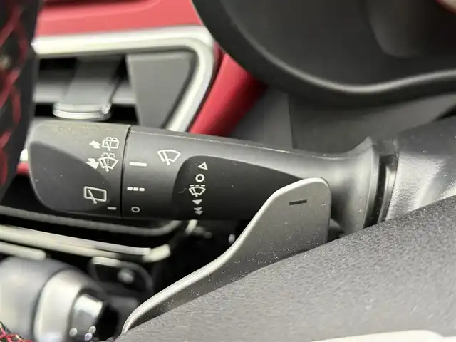 ダイハツ キャスト スポーツ SAⅡ 愛知県 2015(平27)年 1.2万km パールホワイトⅢ 純正ナビ/バックカメラ/ワンセグTV/スマートアシスト/衝突被害軽減システム/横滑り防止装置/オートライト/LEDヘッドライト/フォグランプ/ドライブレコーダー/ETC/社外AW/純正フロアマット/パドルシフト/カーボン調ルーフ/プッシュスタート/スマートキー/スペアキー