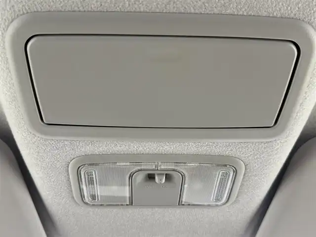 ダイハツ キャスト スポーツ SAⅡ 愛知県 2015(平27)年 1.2万km パールホワイトⅢ 純正ナビ/バックカメラ/ワンセグTV/スマートアシスト/衝突被害軽減システム/横滑り防止装置/オートライト/LEDヘッドライト/フォグランプ/ドライブレコーダー/ETC/社外AW/純正フロアマット/パドルシフト/カーボン調ルーフ/プッシュスタート/スマートキー/スペアキー