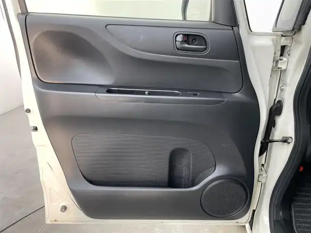 ホンダ Ｎ ＢＯＸ G Lパッケージ 富山県 2017(平29)年 7.7万km プレミアムホワイトパールⅡ 社外ナビ（AM/FM/CD/DVD/SD/BT）/フルセグTV/バックカメラ/片側パワースライドドア/横滑り防止装置/LEDヘッドライト/スマートキー×２/プッシュスタート/ビルトインETC/アイドリングストップ/ドアバイザー/ステアリングリモコン/ステアリングカバー/社外フロアマット