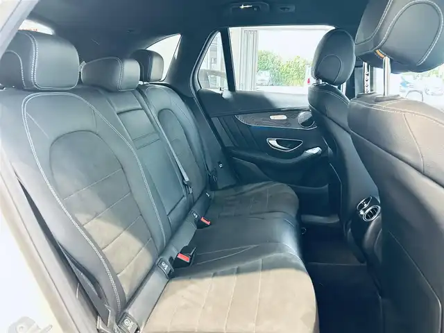 メルセデス・ベンツ ＧＬＣ２５０ 4マチックスポーツ 大阪府 2017(平29)年 3.3万km ダイヤモンドホワイト レーダーセーフティP/HUD/ACC/純正ナビ/TV/360度カメラ/純正19インチAW/LEDヘッドライト/電動リアゲート/ブラインドスポット/ハーフレザー/メモリ付きパワーシート/シートヒーター/クリアランスソナー/ルーフレール/パドルシフト/ETC/ドラレコ
