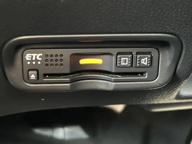 ホンダ ヴェゼル ハイブリッド モデューロ X ホンダセンシング 大阪府 2019(令1)年 3.6万km プラチナホワイトパール ホンダセンシング　/純正メモリーナビ /　CD/DVD/HDMI/USB/MSV /バックカメラ　/パドルシフト　/追従型クルーズコントロール　/シートヒーター　/ビルトインETC　/LEDヘッドライト　/純正マット/プッシュスタート