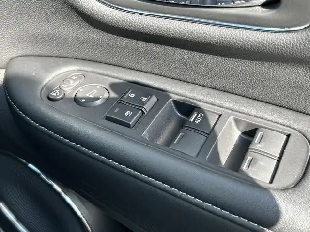 ホンダ ヴェゼル ハイブリッド モデューロ X ホンダセンシング 大阪府 2019(令1)年 3.6万km プラチナホワイトパール ホンダセンシング　/純正メモリーナビ /　CD/DVD/HDMI/USB/MSV /バックカメラ　/パドルシフト　/追従型クルーズコントロール　/シートヒーター　/ビルトインETC　/LEDヘッドライト　/純正マット/プッシュスタート