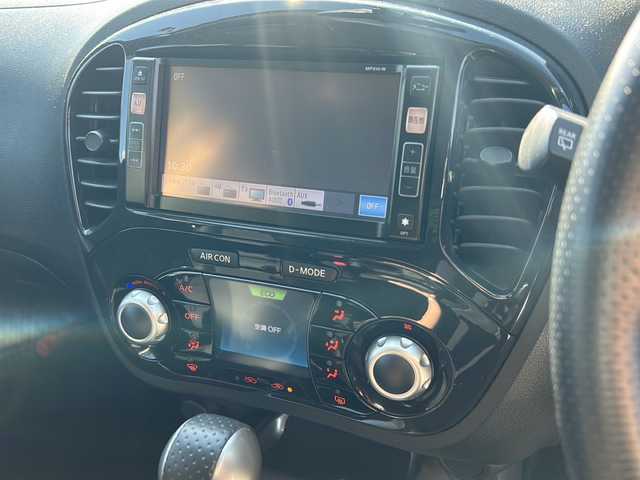日産 ジューク 16GT FOUR 福島県 2011(平23)年 5.5万km ホワイトパール 純正ナビ　バックＣ　ＢＴ　ワンセグ　スペアキー　純正スターター　ターボ　純正フロアマット　ＨＩＤヘッドライト　オートライト　電格ミラー　純正ドアバイザー　プッシュスタート　ＡＡＣ　夏タイヤ付純正ＡＷ